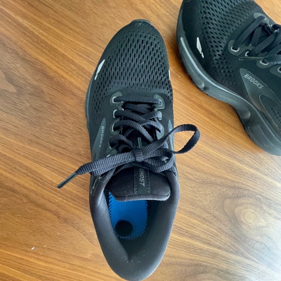 Brooks Ghost 15 Women’s Black Running Shoes Size 8 Wide D/UK 39 - Picture 8 of 15
